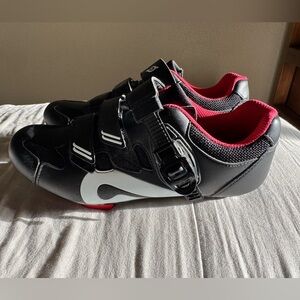 Black and Red Peloton Cycling Shoes women 40